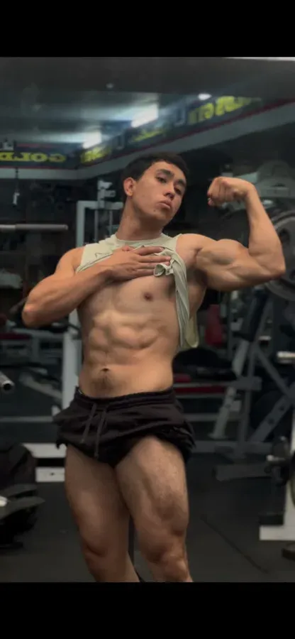 Atleta mostrando su avance físico